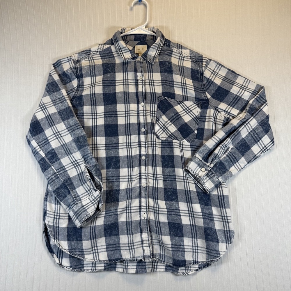 id:23 Shirt Mens Large Blue White Plaid Long Sleeve Button Down Distressed‎